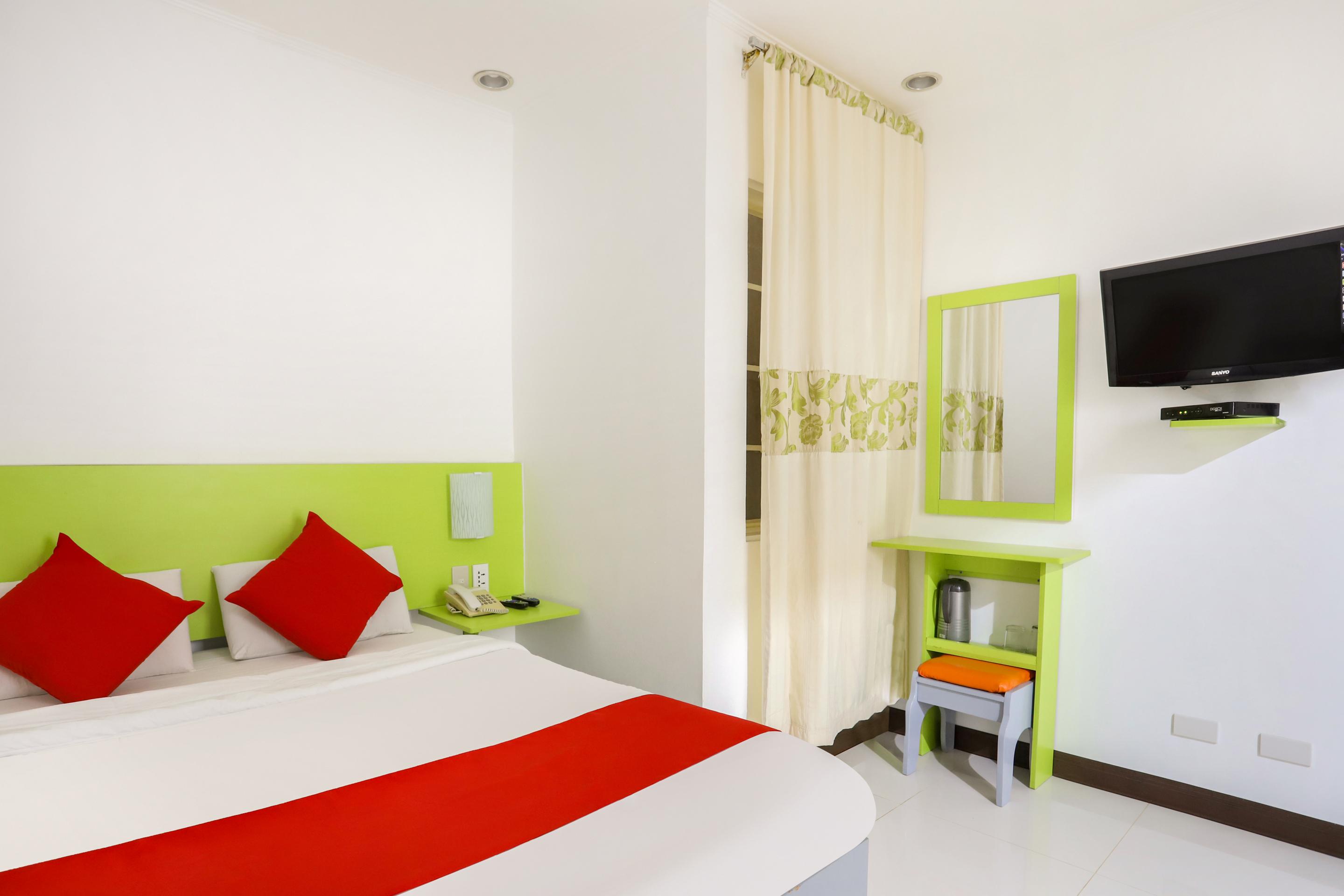 Oyo 210 Apple Tree Suites Cebu Stadt Exterior foto