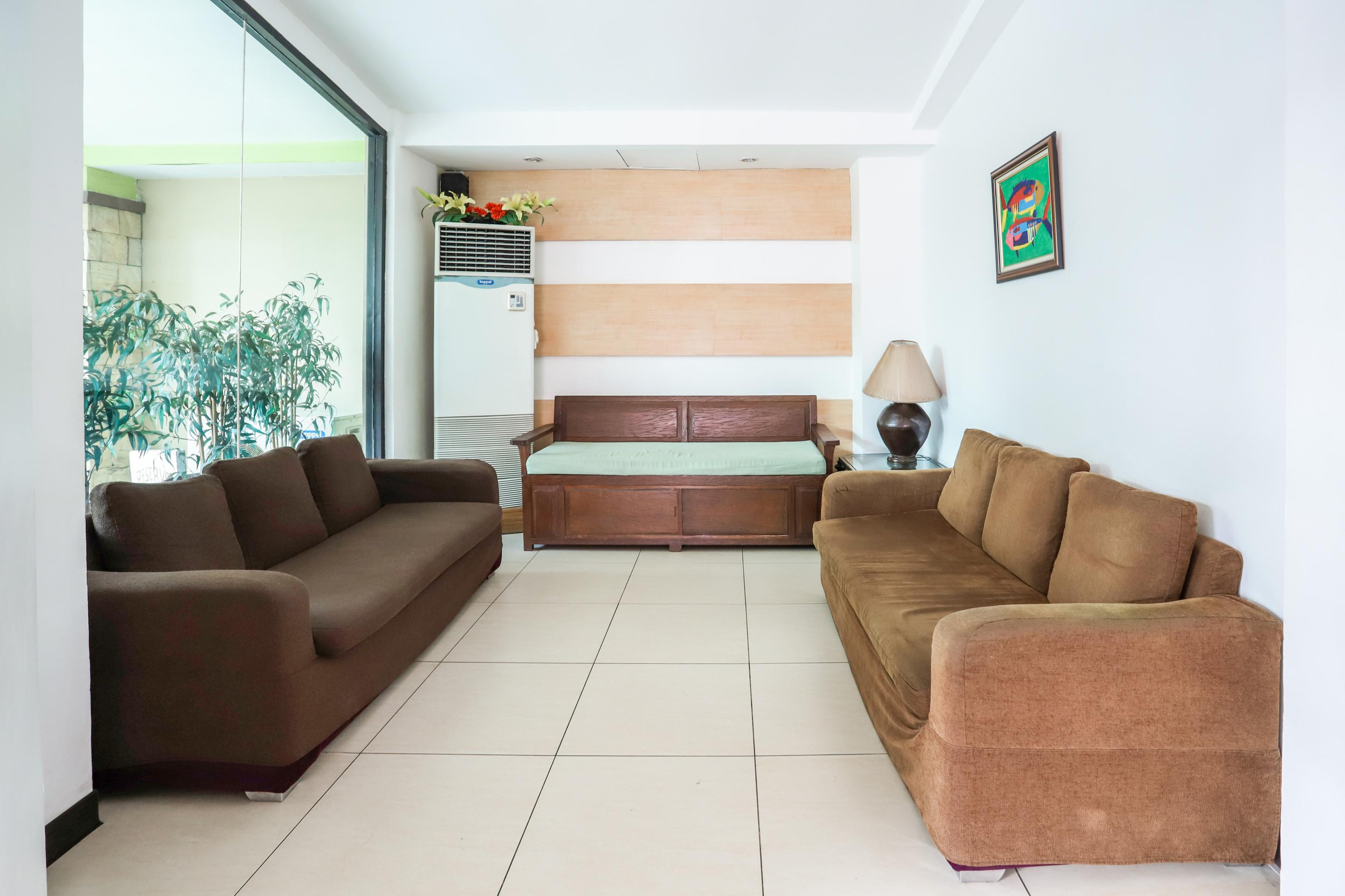 Oyo 210 Apple Tree Suites Cebu Stadt Exterior foto