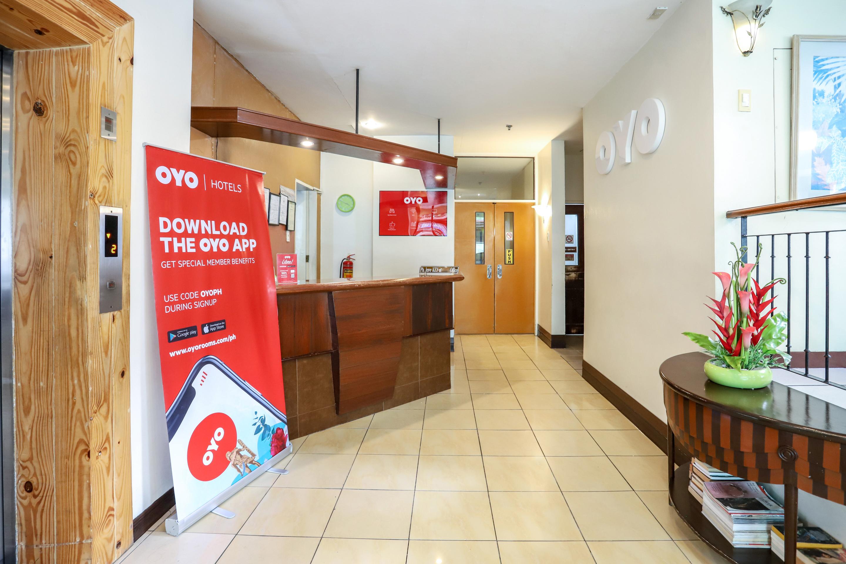 Oyo 210 Apple Tree Suites Cebu Stadt Exterior foto
