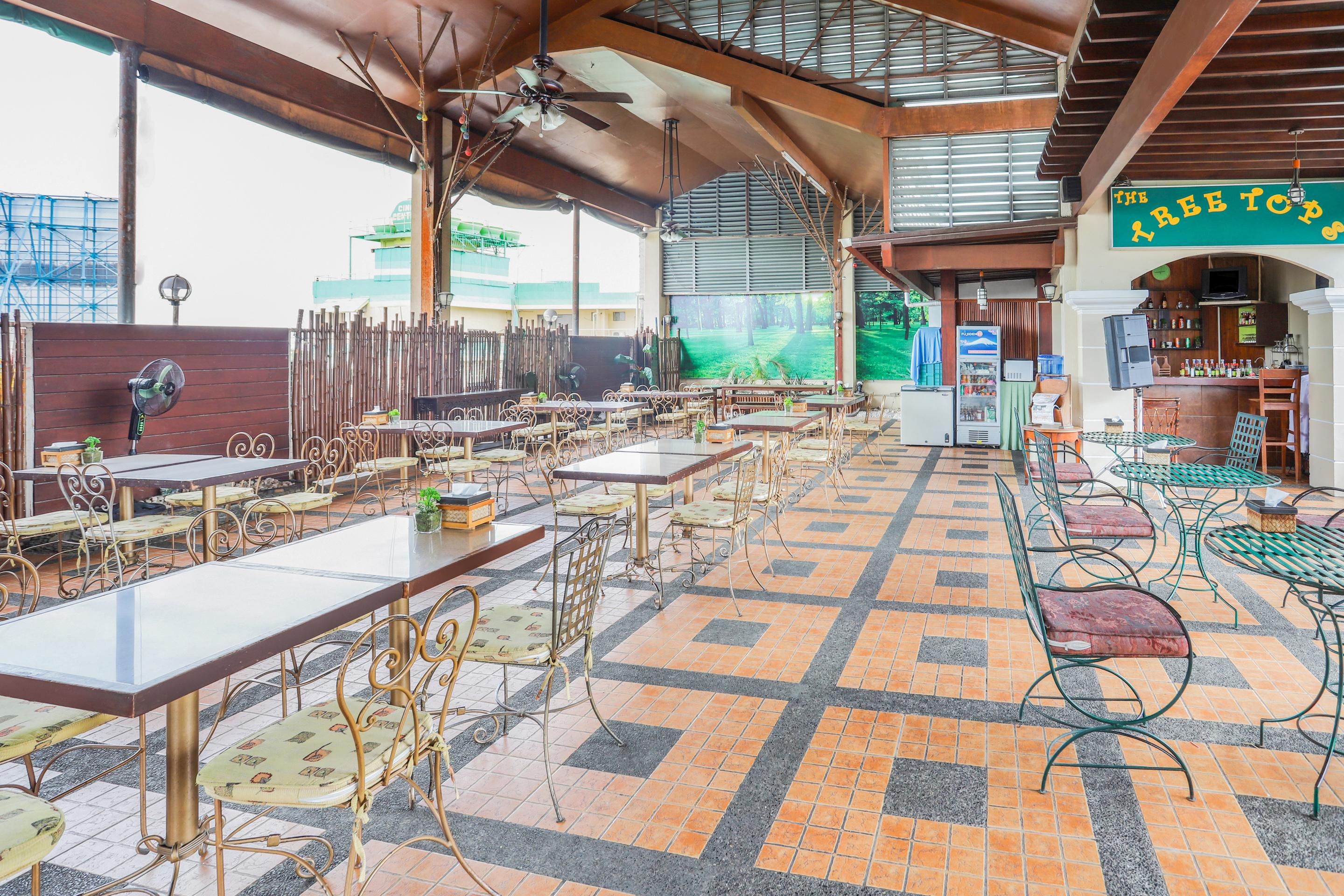 Oyo 210 Apple Tree Suites Cebu Stadt Exterior foto