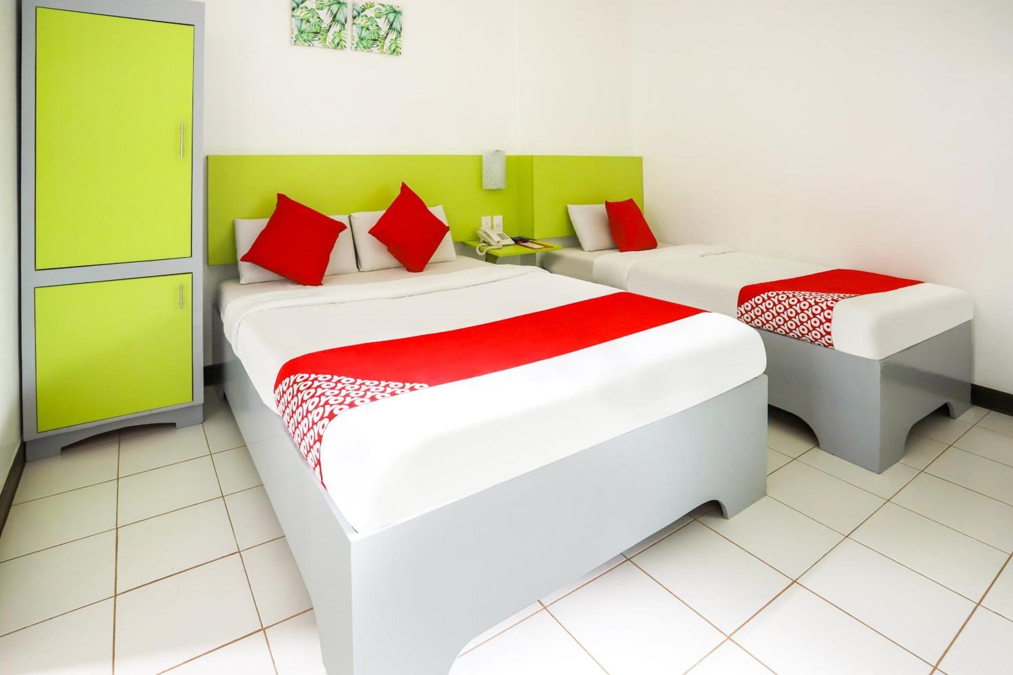 Oyo 210 Apple Tree Suites Cebu Stadt Exterior foto